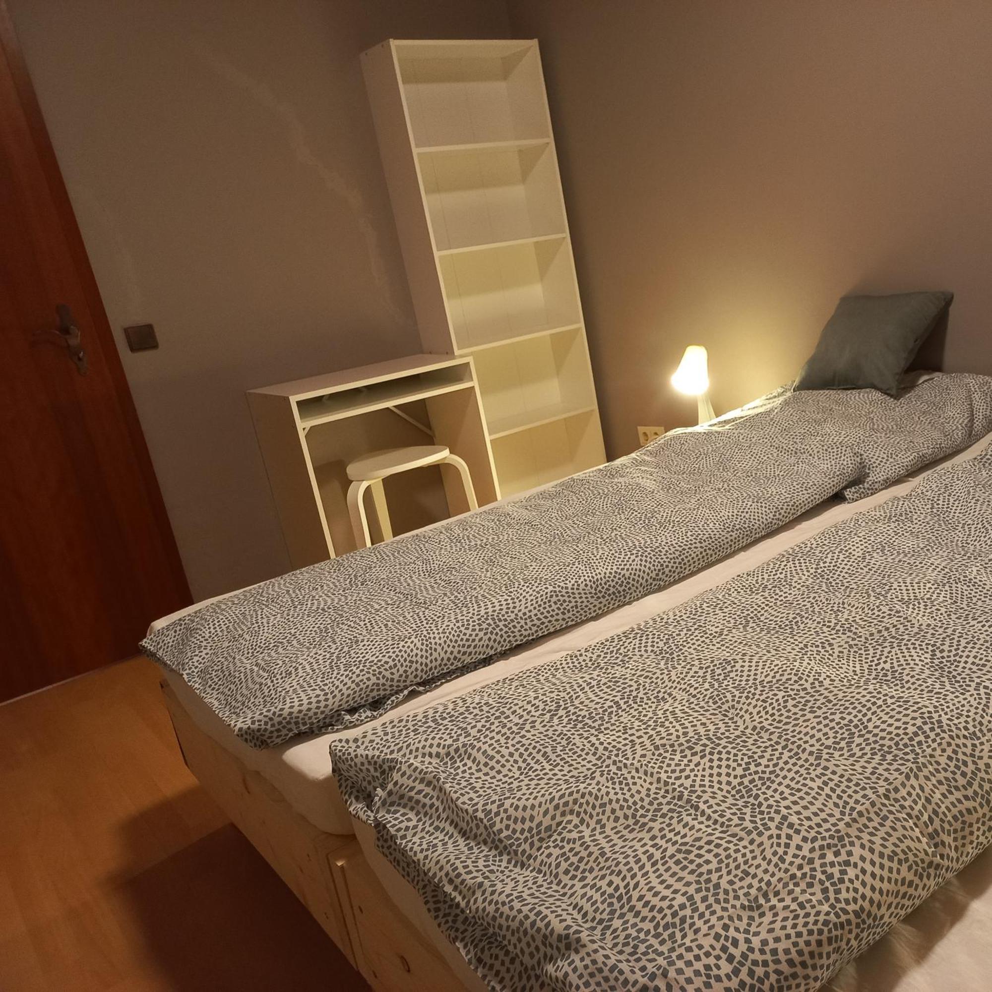 Hoteliving Duesseldorf Airport Ratingen Kamer foto